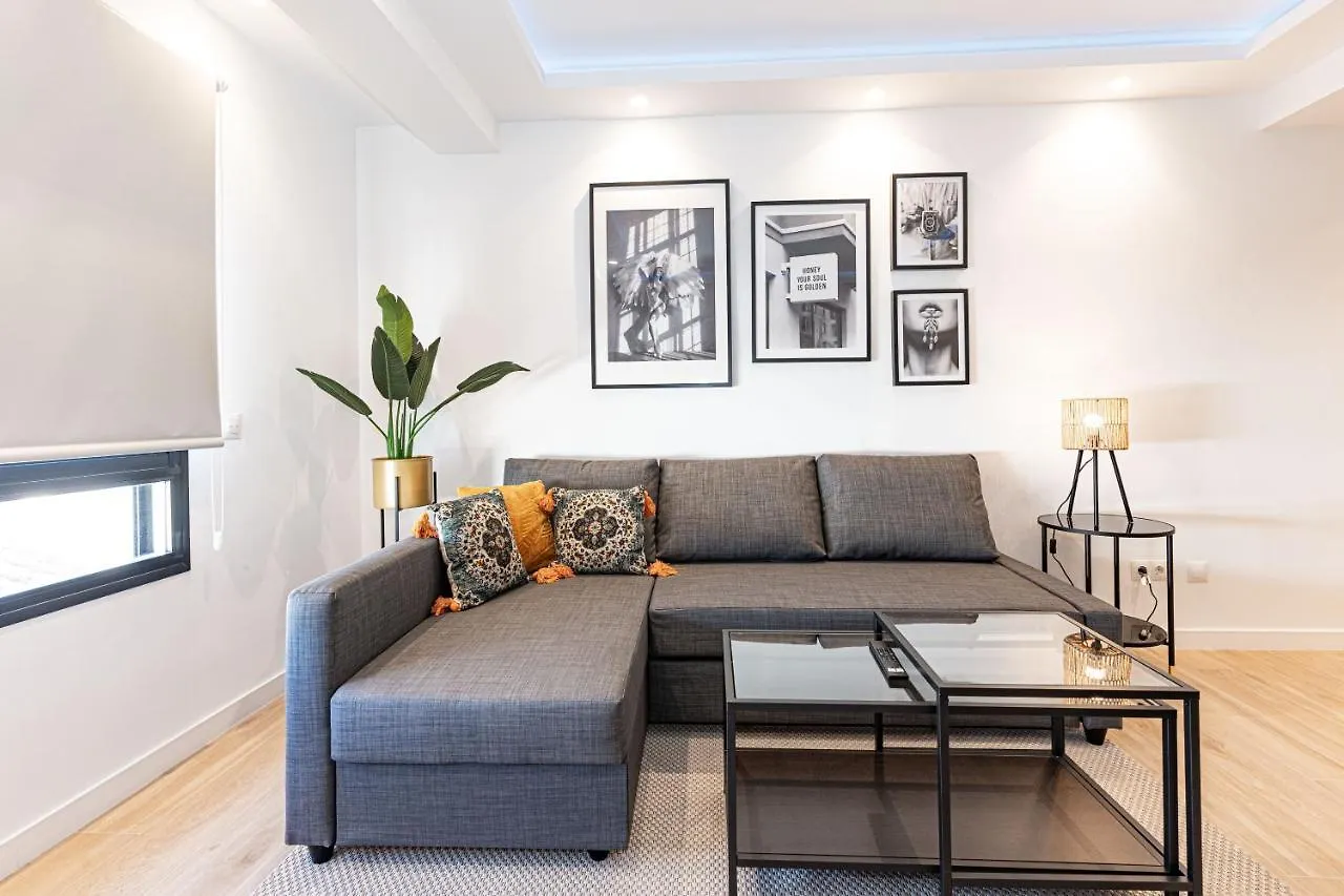Apartment Acogedor Apartamento En Estepona Centro By Rent Me