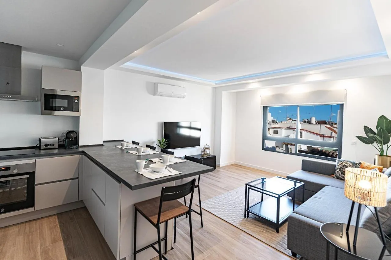 Acogedor Apartamento En Estepona Centro By Rent Me 0*,