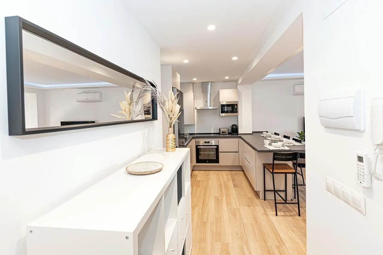 Acogedor Apartamento En Estepona Centro By Rent Me 0*,